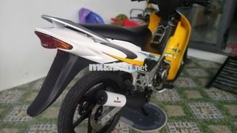 Suzuki Sport Côn tay thể thao HQCN