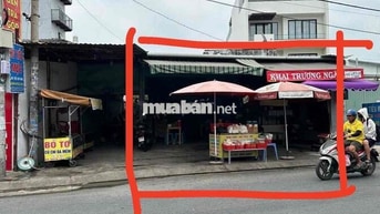 Cho thuê mặt bằng ngay chợ Ba Bầu