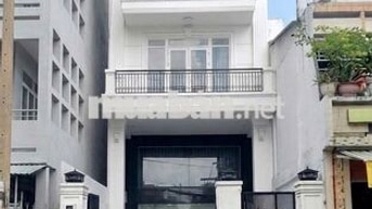 NHÀ ĐẸP TRẮNG XINH - 24E Trương Quốc Dung, Phú Nhuận - Dt 5x21, 5 tầng