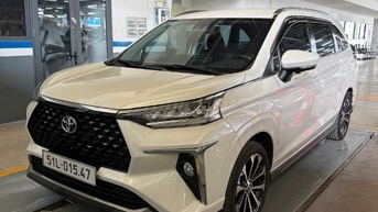 Toyota Veloz Cross Top 2023 màu trắng