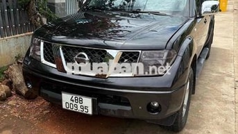 Nissan Navara 2013 std 2 cầu