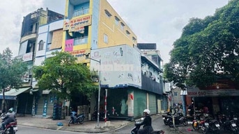 Nhà Thuê Căn góc 2 Mặt Tiền kinh doanh, vị trí đẹp Gò Dầu, Tân Phú