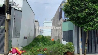 Cần bán gấp lô đất đường nhựa . Thị trấn củ chi 101,7 m2 giá 650 triệu