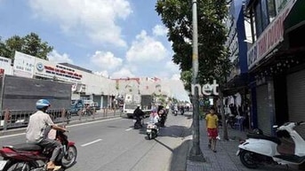 Mặt tiền kinh doanh Quang Trung