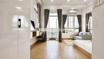 Cho Thuê Căn Hộ 2PN 2WC |

Rộng 80m |

Ở Ngay Công Viên

Thỏ Trắng Q10