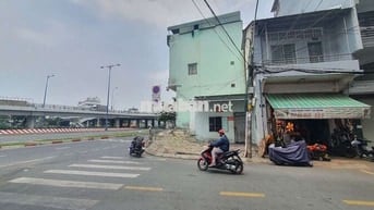 Bán hoặc cho thuê nhà số 1270 Võ Văn Kiệt Phường 10 Quận 5