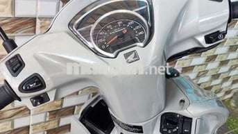 Honda Vision 2024 xám 5.000 km
