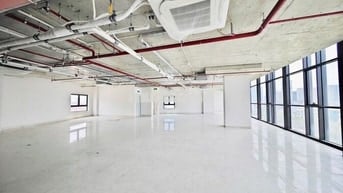 Hàng hiểm 285M mặt phố Hào Nam chỉ 40tr vuông đét full kính
