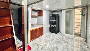 CHO THUÊ PHÒNG CÓ GÁC GIÁ RẺ NHÀ THANG MÁY GẦN ĐẠI HỌC VĂN HIẾN