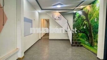 NHÀ GẦN KHU DU LỊCH BẾN XƯA, DT 4,5*28, TRỆT LẦU, 4PN, 4WC, 
