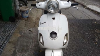 Piaggio Vespa Trắng Đã sử dụng
