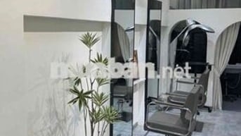sang tiệm tóc đường Nguyễn Thiện Thuật