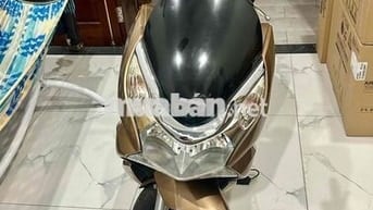 Honda PCX 2011 Vàng đồng