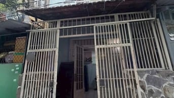 🏠Nhà đẹp giá tốt ngay mặt tiền Q8. 