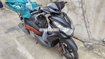 Yamaha Luvias Đen