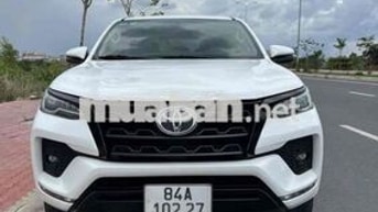 Toyota Fortuner 2022 2.4G MT