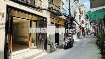 Bán nhà hẻm xe hơi Quận 3, Nguyễn Đình Chiểu, 32m2, 3 tầng - 8.X tỷ