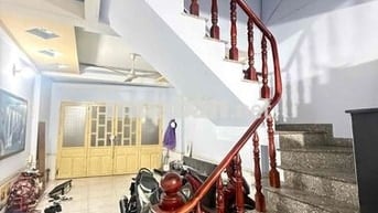 Nhà nguyên căn còn trống 2PN tìm người ở ghép