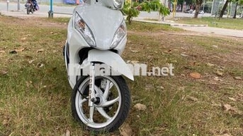 Honda Vision màu Trắng
