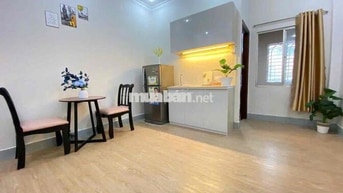 TRỐNG SẴN CẦN CHO THUÊ CĂN STUDIO CỬA SỔ TRỜI FULL NT THOÁNG NGAY Q3
