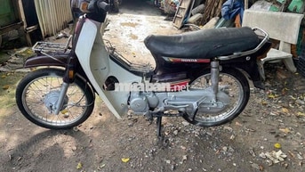 Honda Dream màu Nâu, Trắng