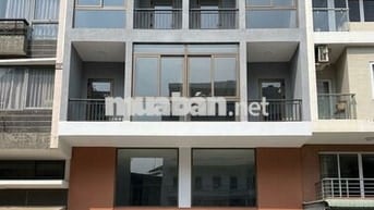 🏢 BUILDING NGUYỄN NGỌC PHƯƠNG, BÌNH THẠNH – NHÀ MỚI XÂY, SÀN SUỐT