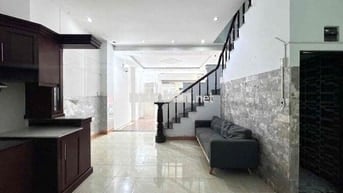 Chính Chủ Cho Thuê Nhà HXH Nguyễn Hiến Lê 4pn 1pj 1bep 2wc 17tr 5x12