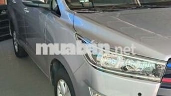 Toyota Innova Bạc Số sàn