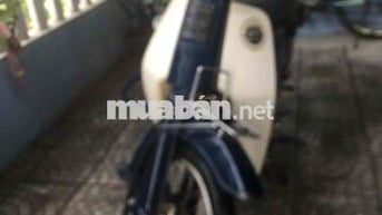Honda Cub 50 Trắng Xanh