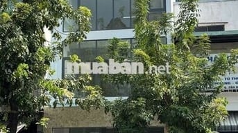 Cho thuê nhà mặt tiền đường Cộng Hòa
