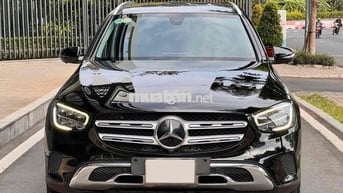 Mercedes GLC200 4Matic đen nt kem sx2022 đi 57k km