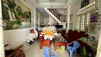 Nhà 1 Lầu Đẹp 5x16m Shr, Mt Nhựa 10m Thông Trong KDC Bà Điểm 2.