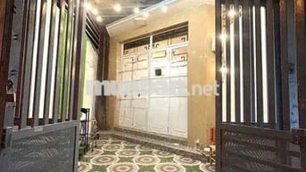 CHO THUÊ NHÀ SÁT MẶT TIỀN LÊ TUNG