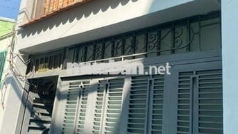 Nguyên căn MẶT TIỀN đường gần Đại Học CN, tiện ở kd nhỏ