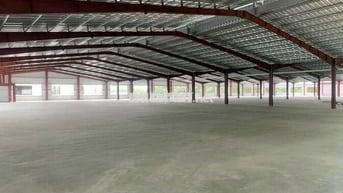 CHO THUÊ MẶT BẰNG ĐƯỜNG NÚI THÀNH, VỊ TRÍ KINH DOANH RẤT ĐẸP 