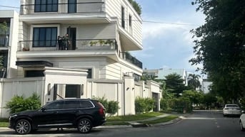 Bán đất nền biệt thự đối diện công viên vị trí cực đẹp giá 51 tỷ 