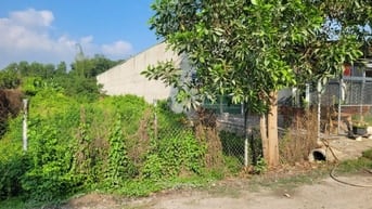 10x60 đường nhựa thông ra cổng KCN Phước Đông. 2,x tỷ 