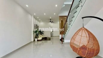 bán nhà 1 trệt 2 lầu đường E Châu Sơn