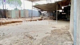 CHO THUÊ MẶT BẰNG  2 MẶT TIỀN LÀM XƯỞNG - KHO BÃI -ĐƯỜNG LÊ VĂN CHÍ
