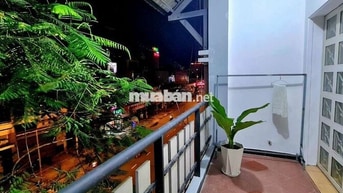 Nhà full khách Kẹt Vốn sang Gấp ,giá thương lượng 