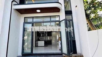Nhà gác lửng, thiết kế hiện đại bán giá rẻ hơn thị Trường 300 triệu