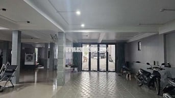 Cho thuê kho mặt tiền đường 910B