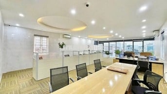 Cho thuê văn phòng Nguyên Hồng 100m2 chỉ từ 14tr vuông đét mặt tiền 8m