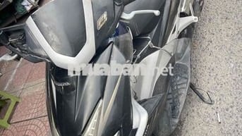 Honda Air Blade màu Đen bạc