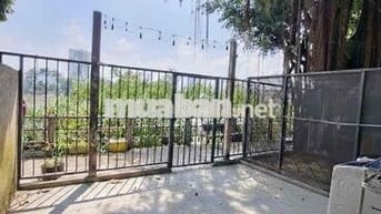 SIÊU PHẨM NHÀ NGUYÊN CĂN GIÁ RẺ – VIEW BỜ SÔNG THOÁNG MÁT – DIỆN TÍCH