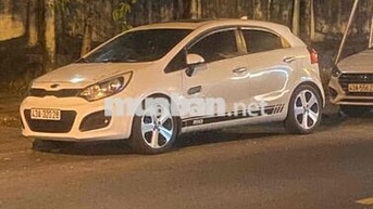 Kia Rio Bản full Trắng 93000 km