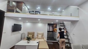 Bán nhà TT tầng 3 Nguyễn Trãi, TX, Lô góc, 2 ngủ sổ riêng giá hơn 2 tỷ