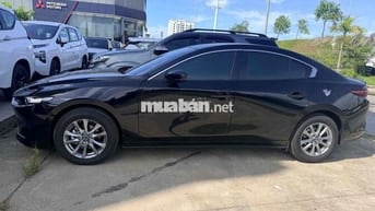 Mazda 3 Luxury 2026 Đen 400km