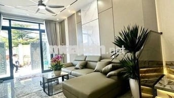  NHÀ ĐẸP MỚI KENG – FULL NỘI THẤT – CÔNG VIÊN TRƯỚC NHÀ 