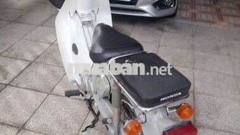 Honda Cub 81 màu Trắng